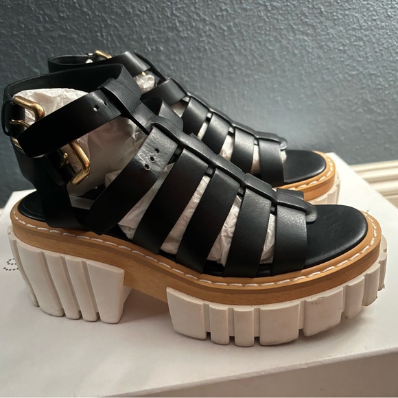 Emilie buckle fasterning sandal